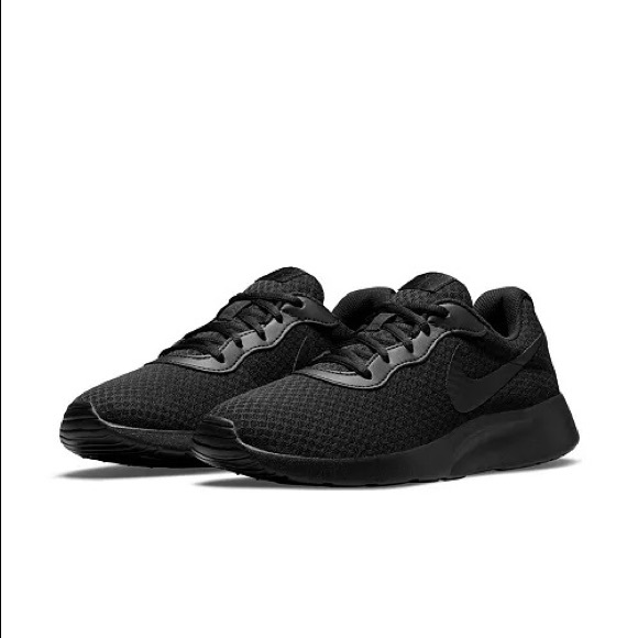 Nike Shoes - NIB Nike size 9 black Women’s Tanjun Move To Zero sneakers